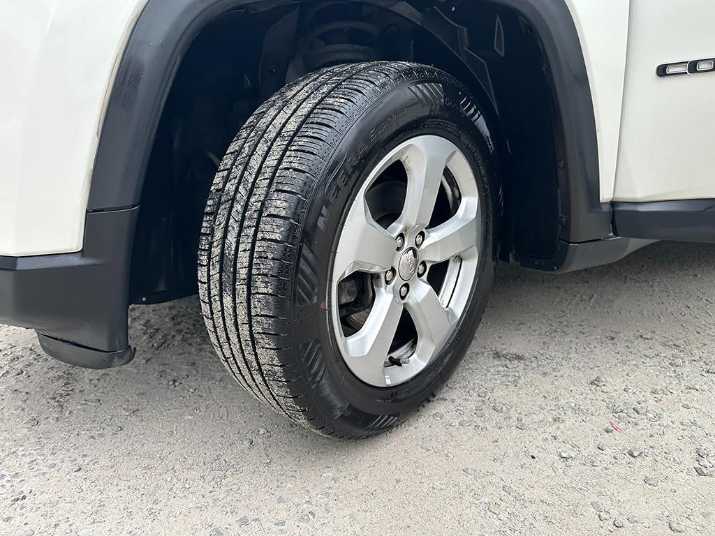 Jeep Compass — photo 20