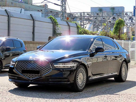 Genesis G90 — photo 02