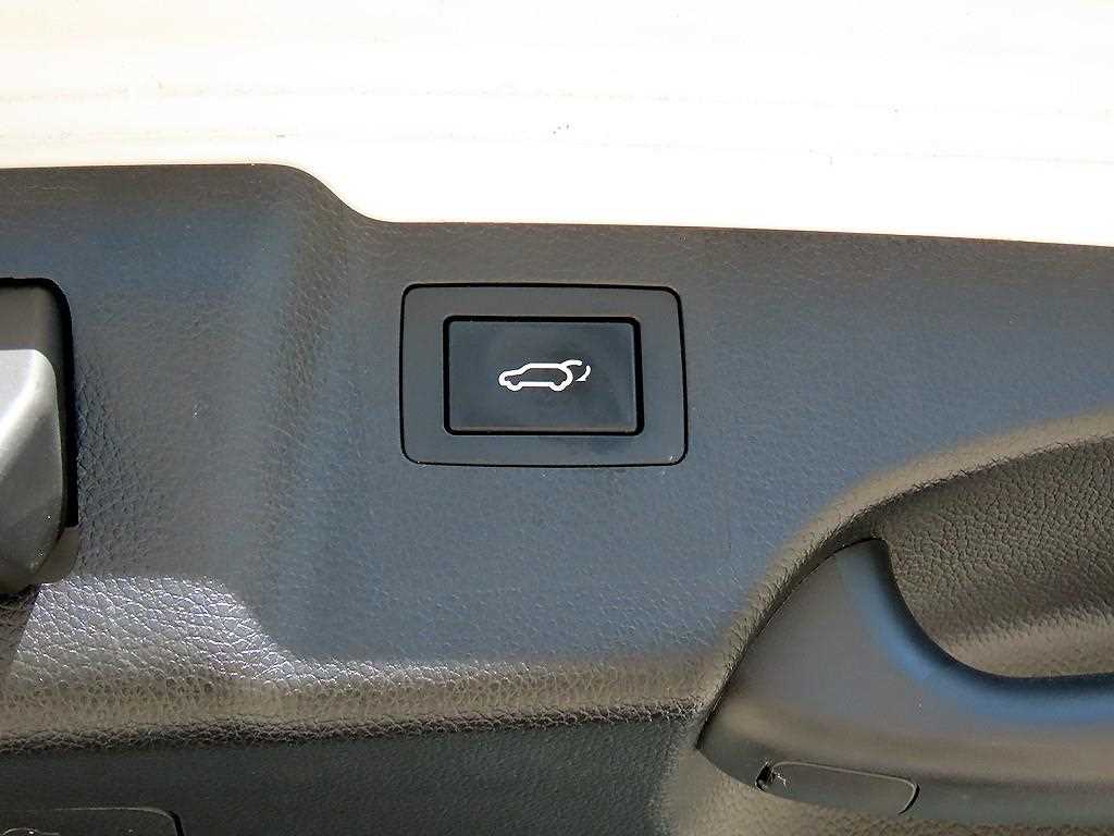 Hyundai Santafe — photo 18
