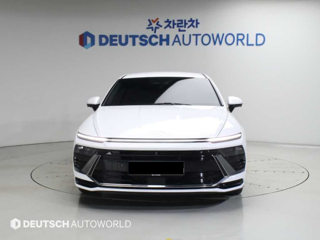 Hyundai Sonata — photo 03