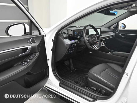 Hyundai Sonata — photo 11