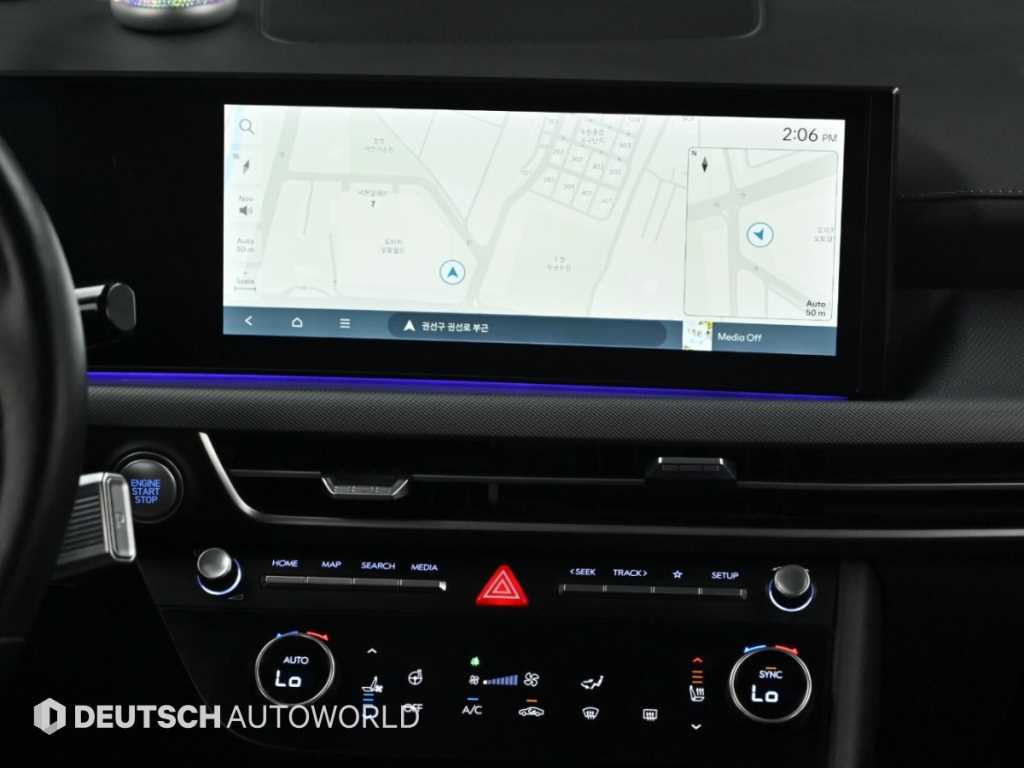 Hyundai Sonata — photo 14