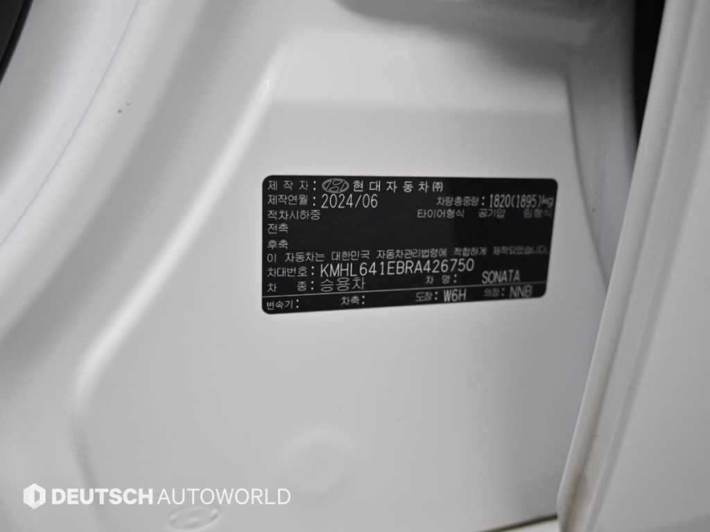 Hyundai Sonata — photo 20
