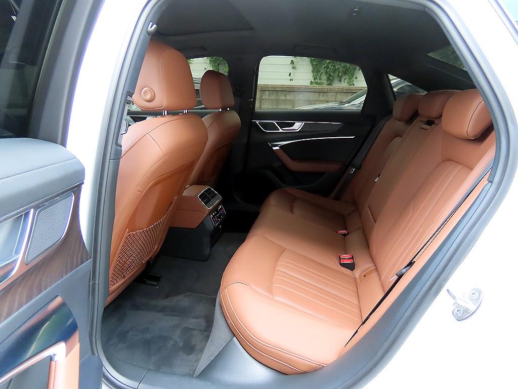 Audi A6 — photo 06