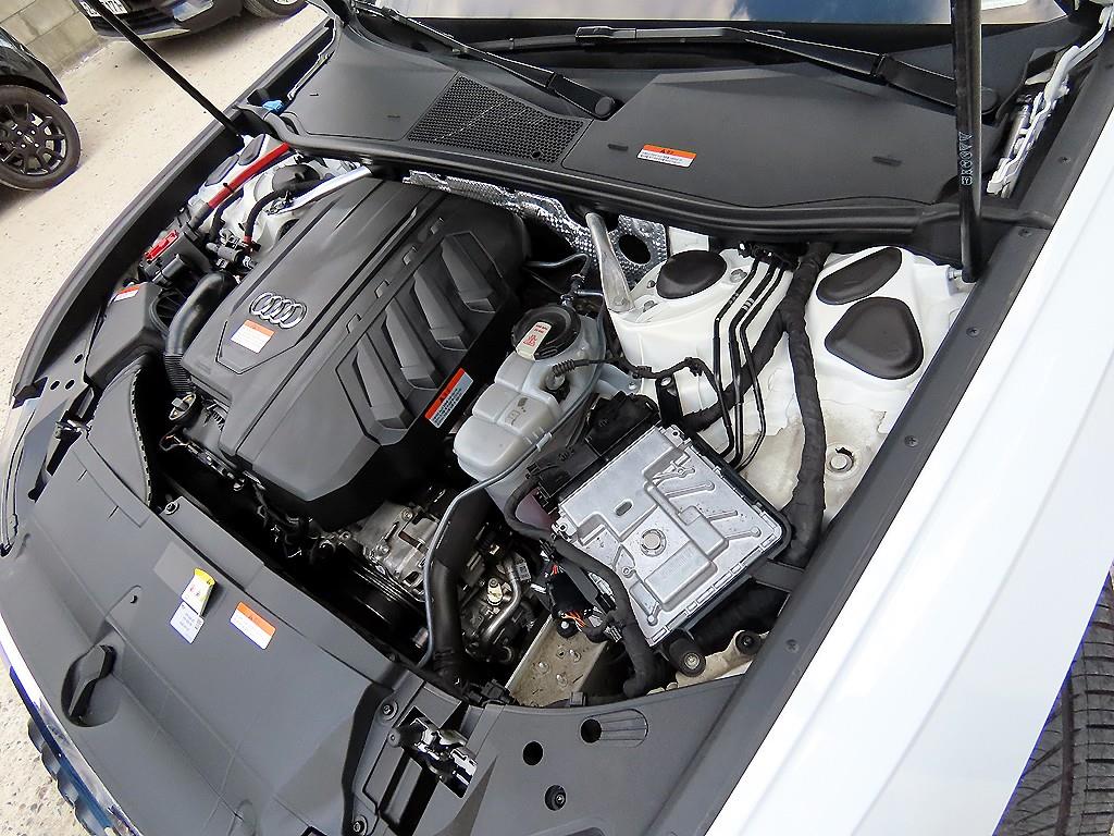 Audi A6 — photo 19
