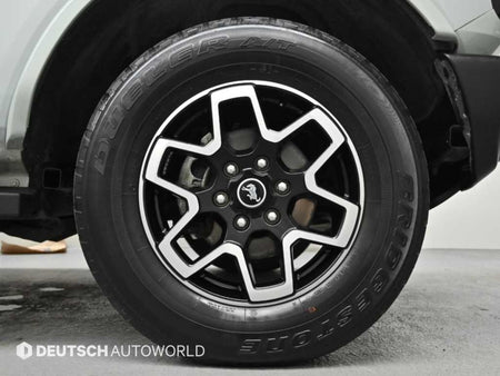 Ford Bronco — photo 05