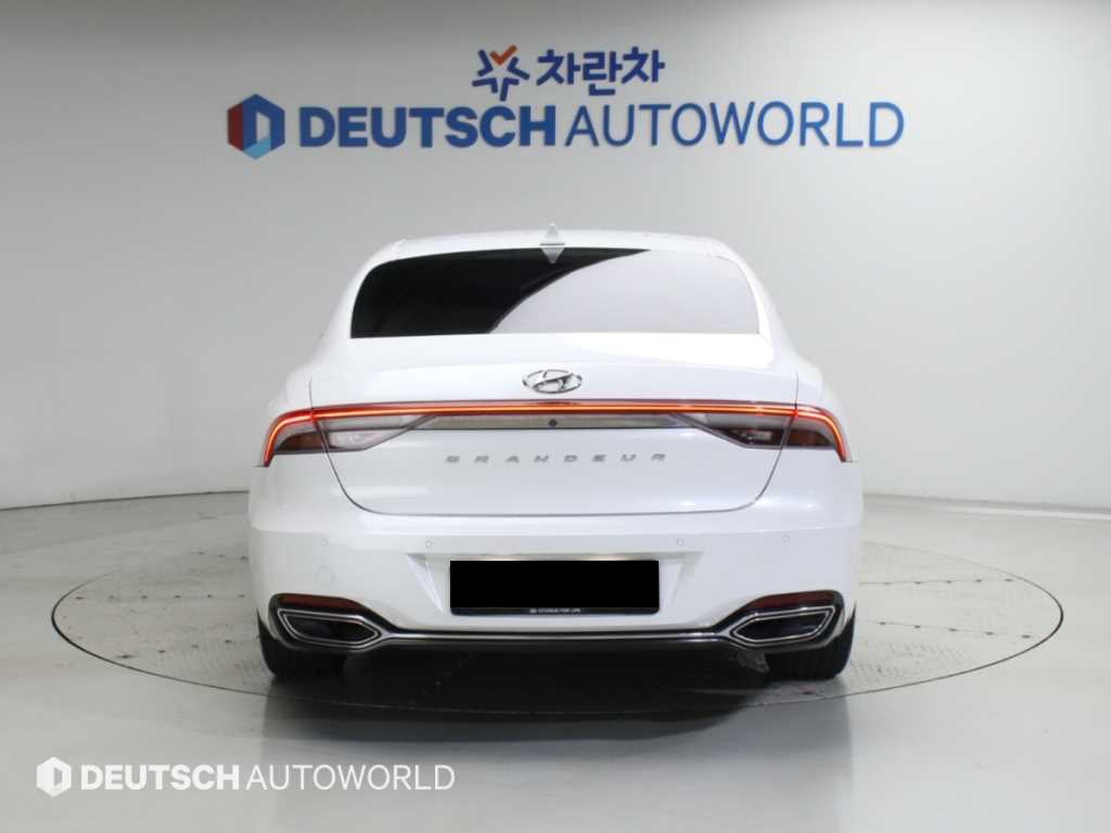 Hyundai Grandeur — photo 04