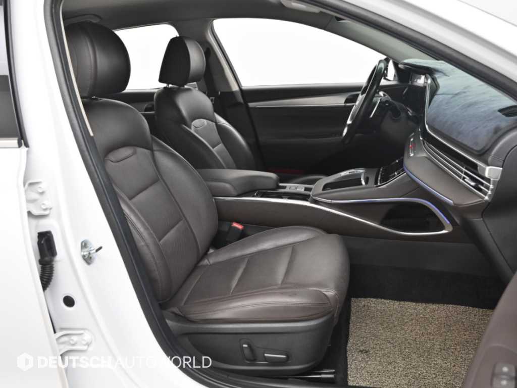 Hyundai Grandeur — photo 10