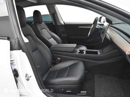 Tesla Model 3 — photo 10