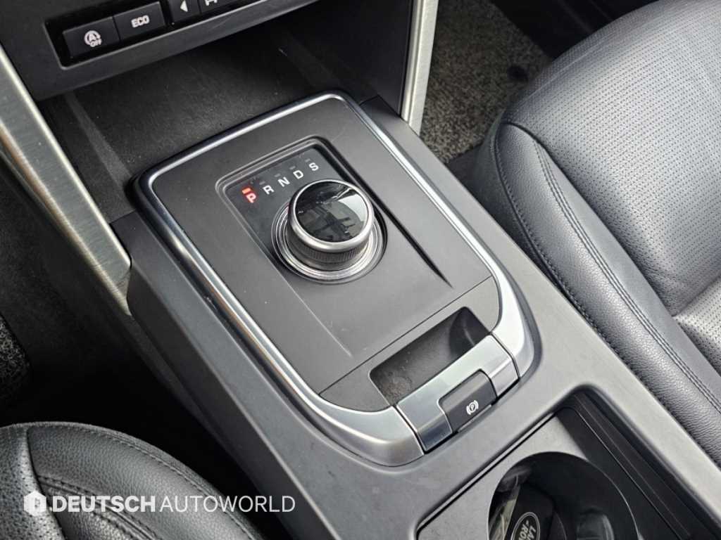 Land Rover Discovery Sport — photo 09