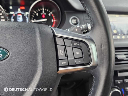 Land Rover Discovery Sport — photo 17