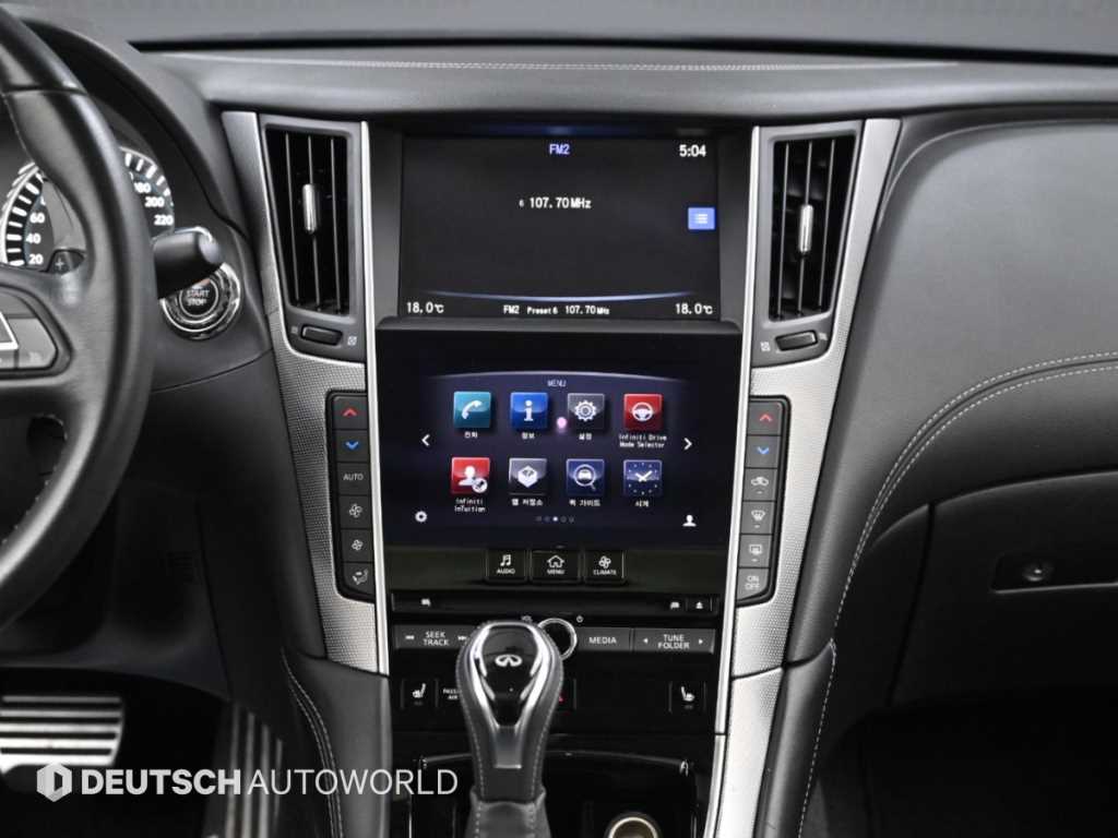 Infiniti Q50 — photo 14