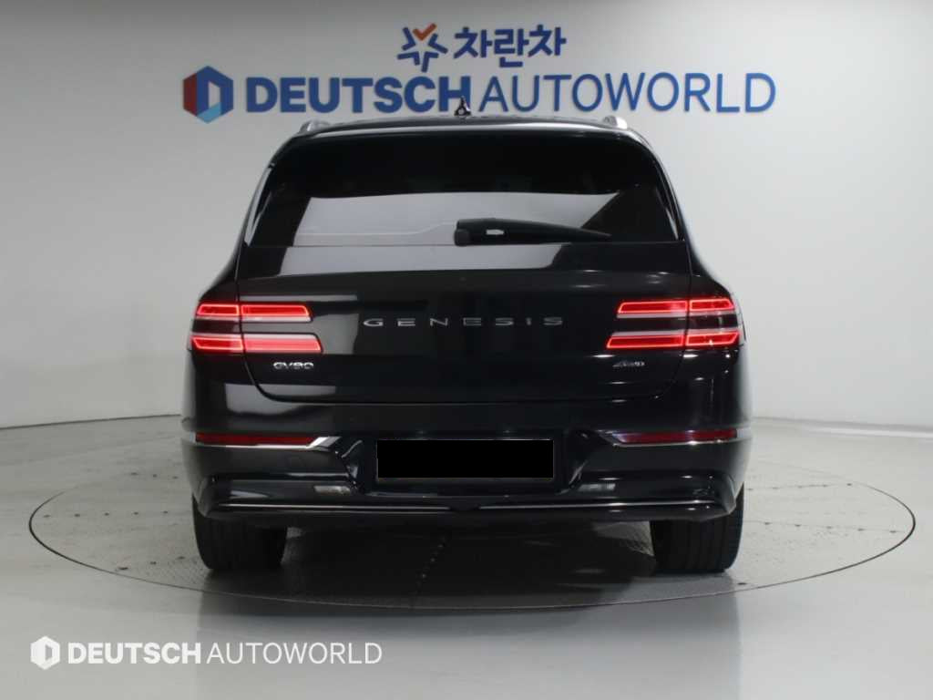 Genesis GV80 — photo 04