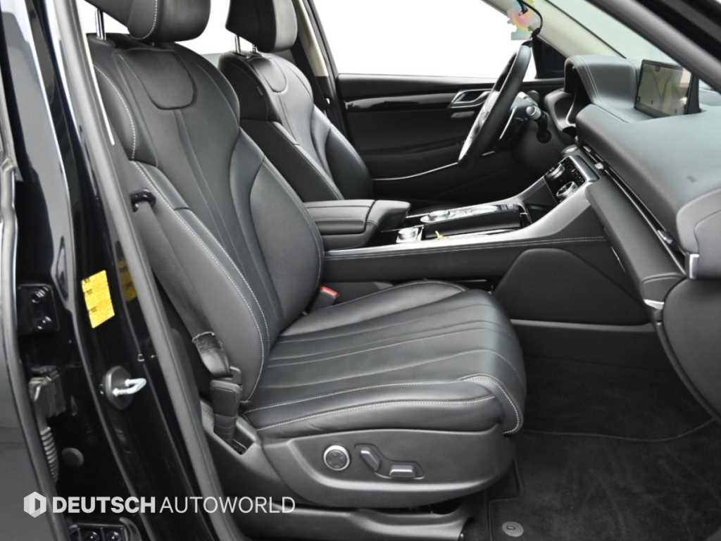 Genesis GV80 — photo 10