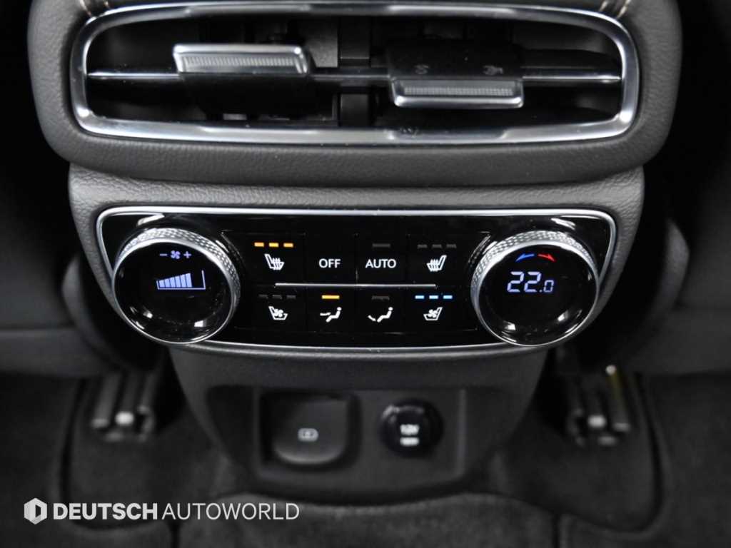 Genesis GV80 — photo 16