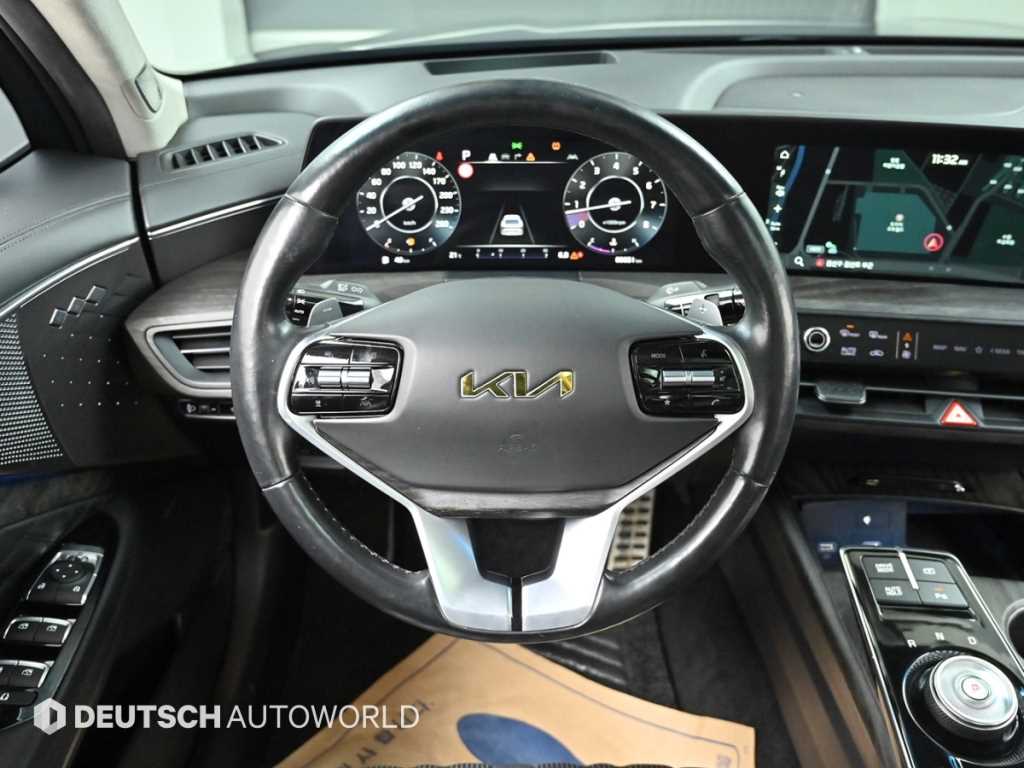 Kia K8 — photo 13
