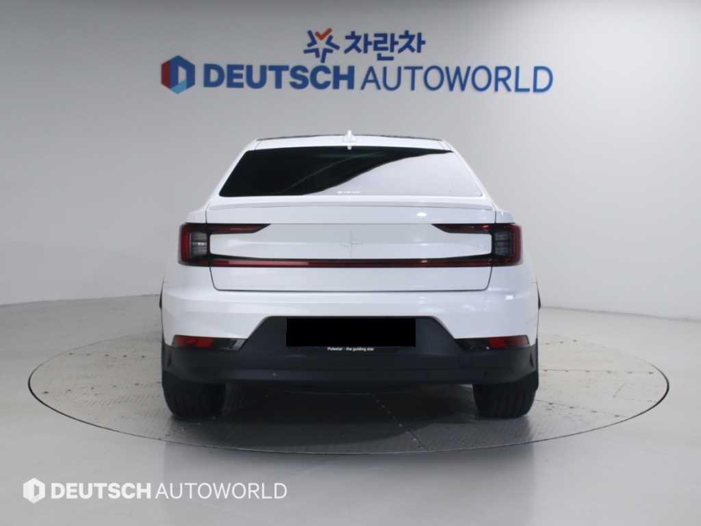 Polestar Polestar 2 — photo 04