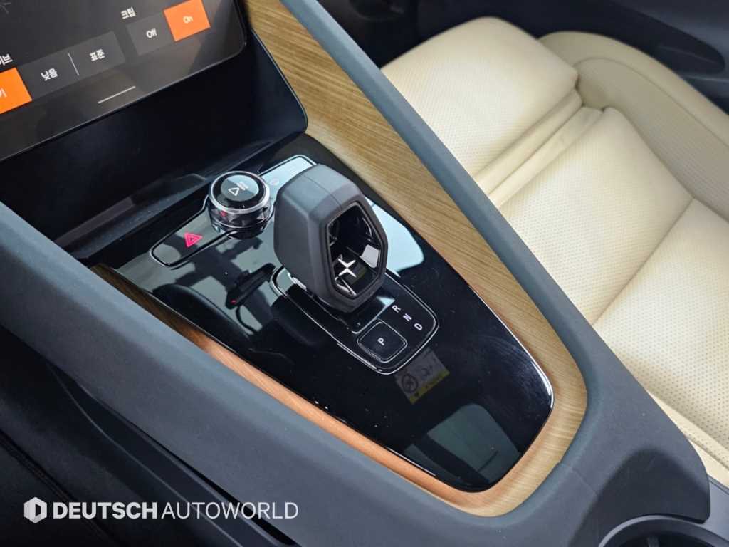 Polestar Polestar 2 — photo 09