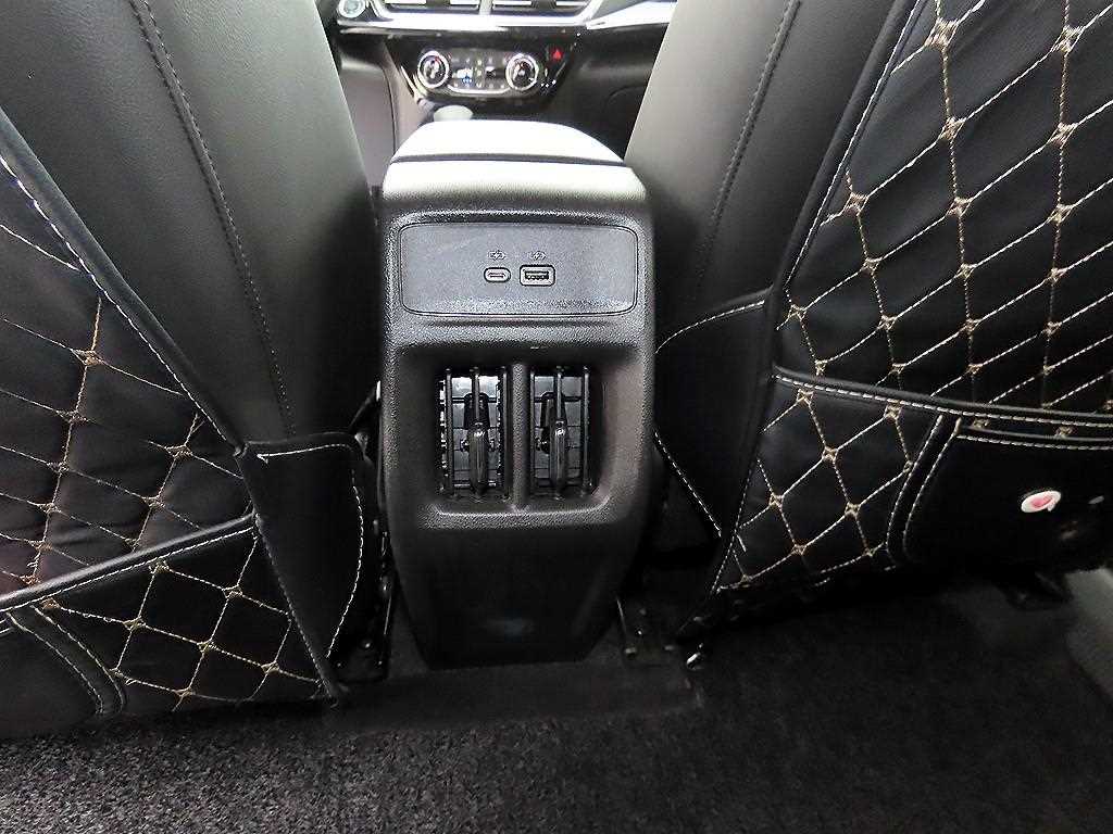 CHEVROLET Trax — photo 16