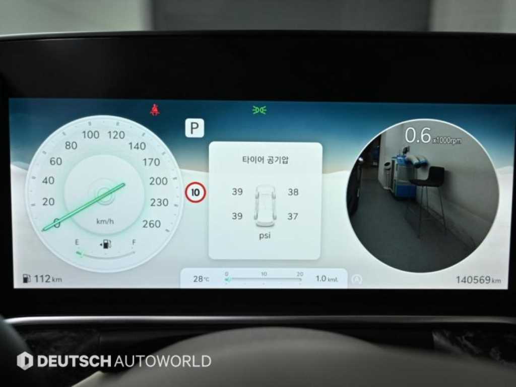 Genesis G90 — photo 08