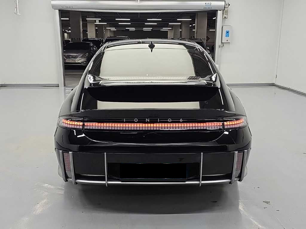 Hyundai Ioniq6 — photo 03