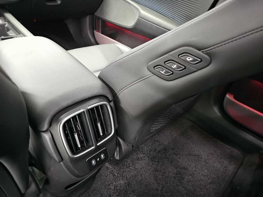 Hyundai Ioniq6 — photo 14