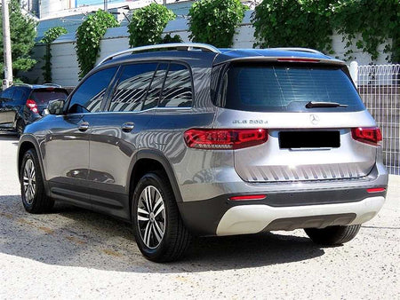 Mercedes-Benz GLB-Class — photo 03