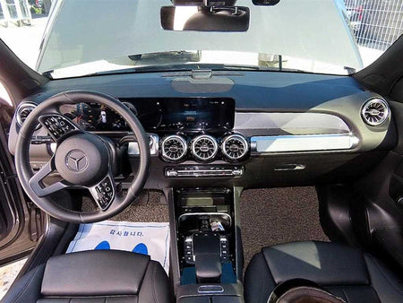 Mercedes-Benz GLB-Class — photo 07