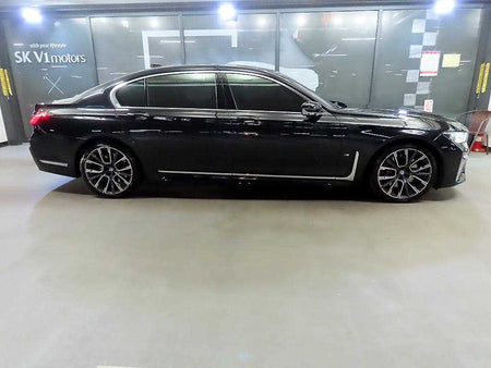 BMW 7-Series — photo 03