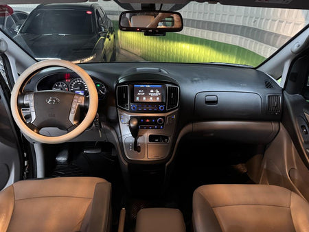 Hyundai Starex — photo 08