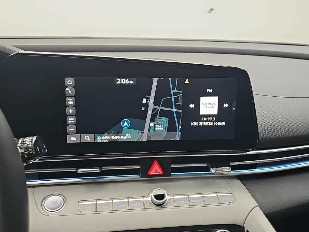 Hyundai Avante — photo 14