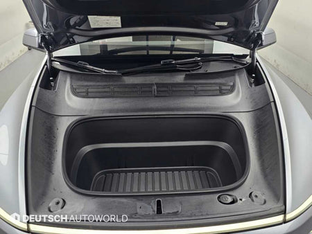 Tesla Model Y — photo 06