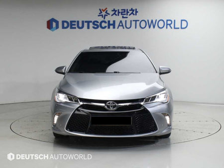 Toyota Camry — photo 03