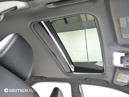 Toyota Camry — photo 18