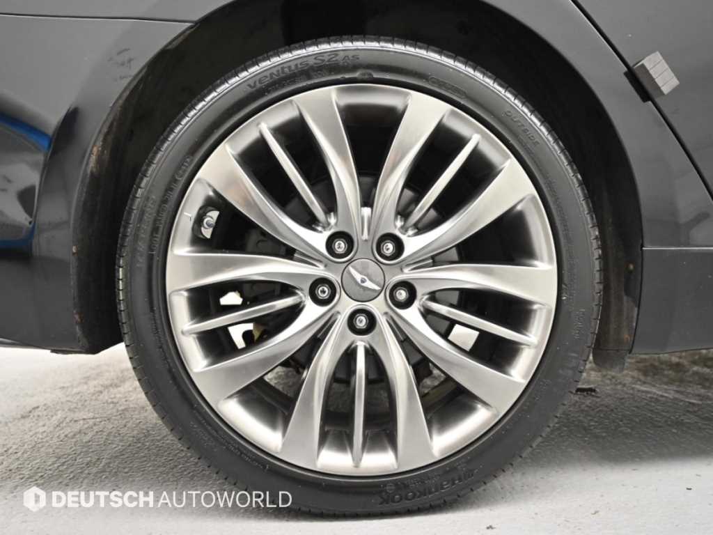 Hyundai Genesis — photo 05