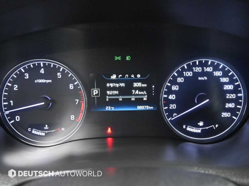 Hyundai Genesis — photo 08