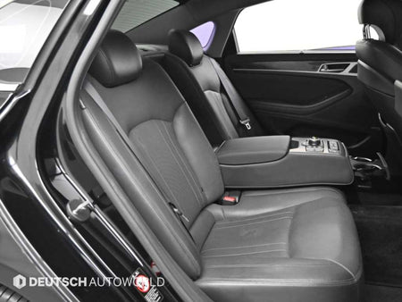 Hyundai Genesis — photo 12