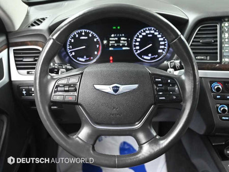 Hyundai Genesis — photo 13