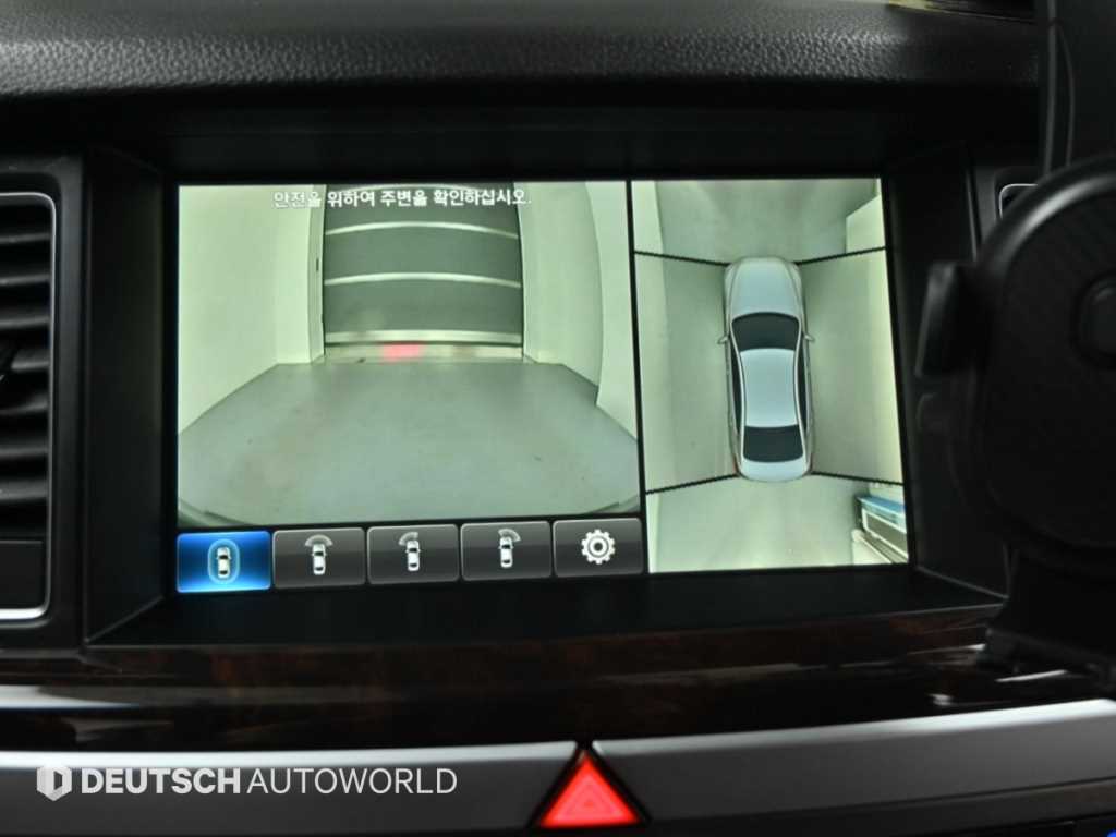 Hyundai Genesis — photo 15