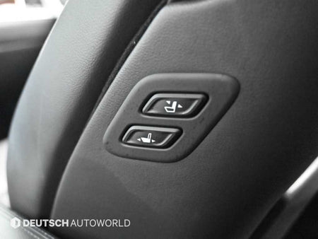 Hyundai Genesis — photo 18