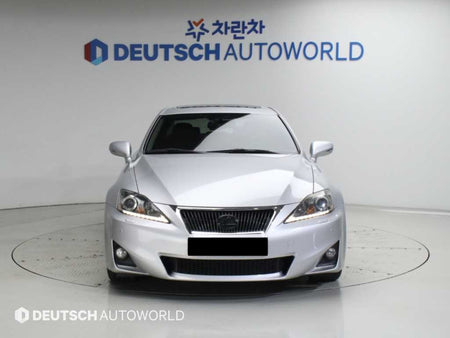 Lexus IS — photo 03