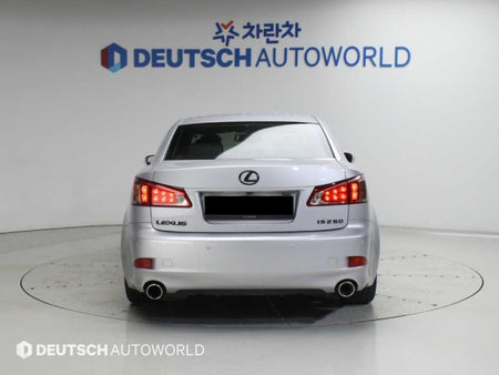 Lexus IS — photo 04