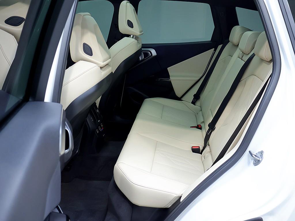 BMW X3 — photo 12