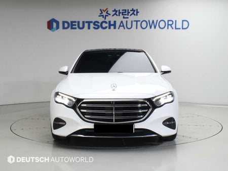 Mercedes-Benz E-Class — photo 03