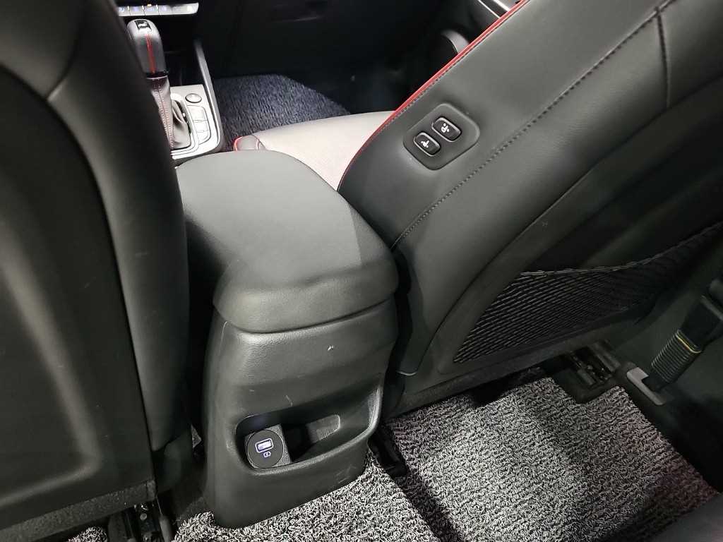 Hyundai Kona — photo 14