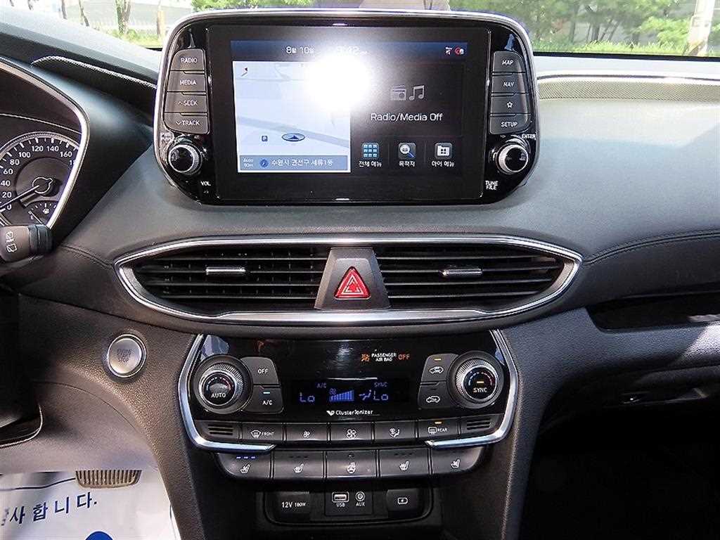 Hyundai Santafe — photo 13
