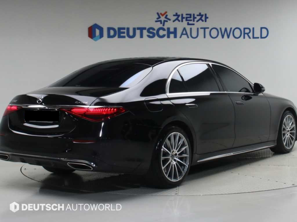 Mercedes-Benz S-Class — photo 02