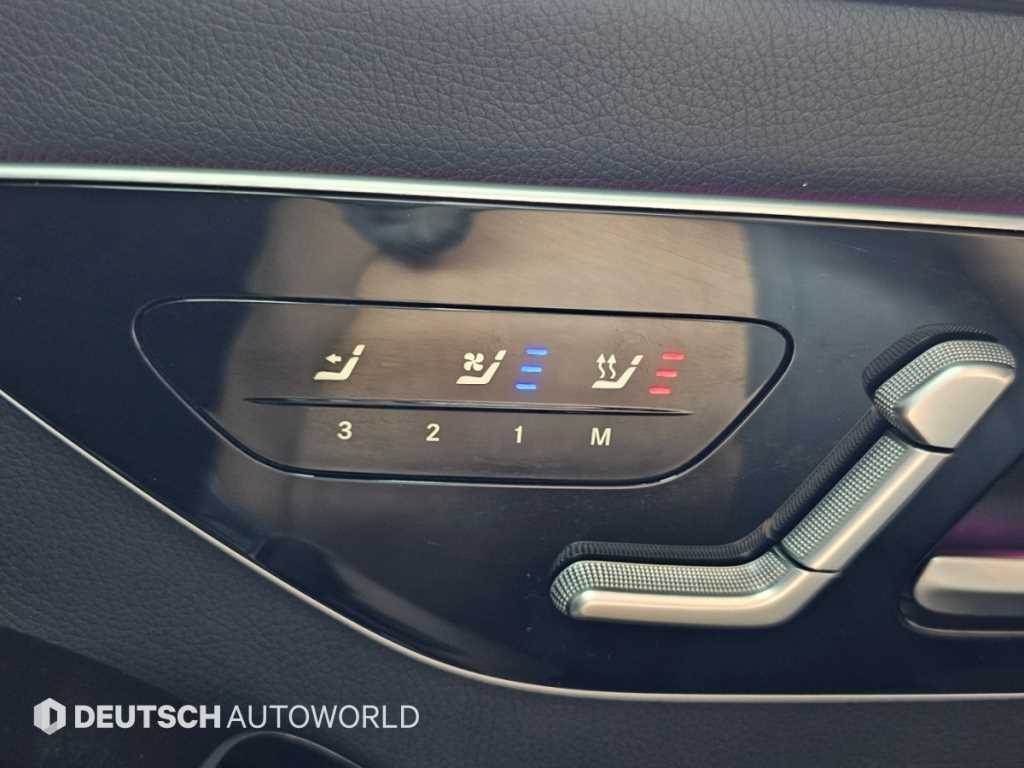 Mercedes-Benz S-Class — photo 16