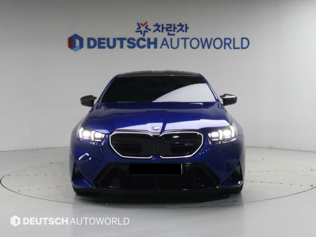 BMW M5 — photo 03