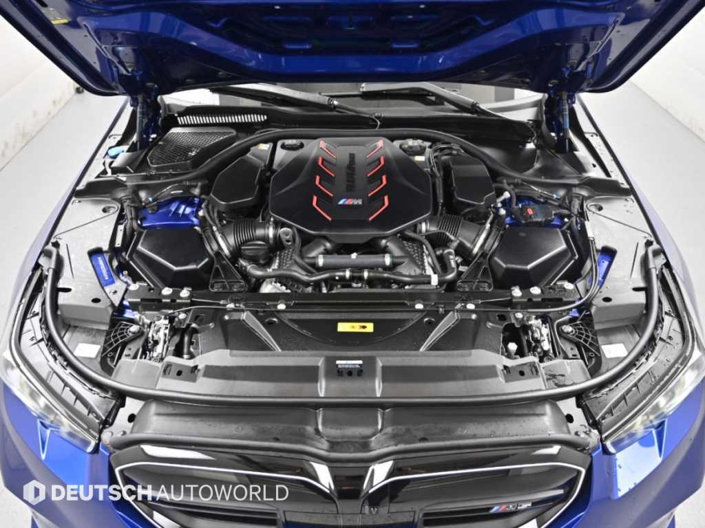 BMW M5 — photo 06